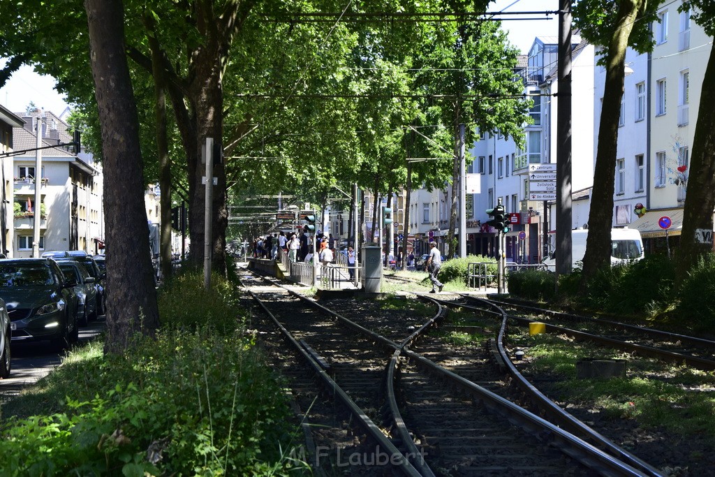 VU Roller KVB Bahn Koeln Luxemburgerstr Neuenhoefer Allee P129.JPG - Miklos Laubert